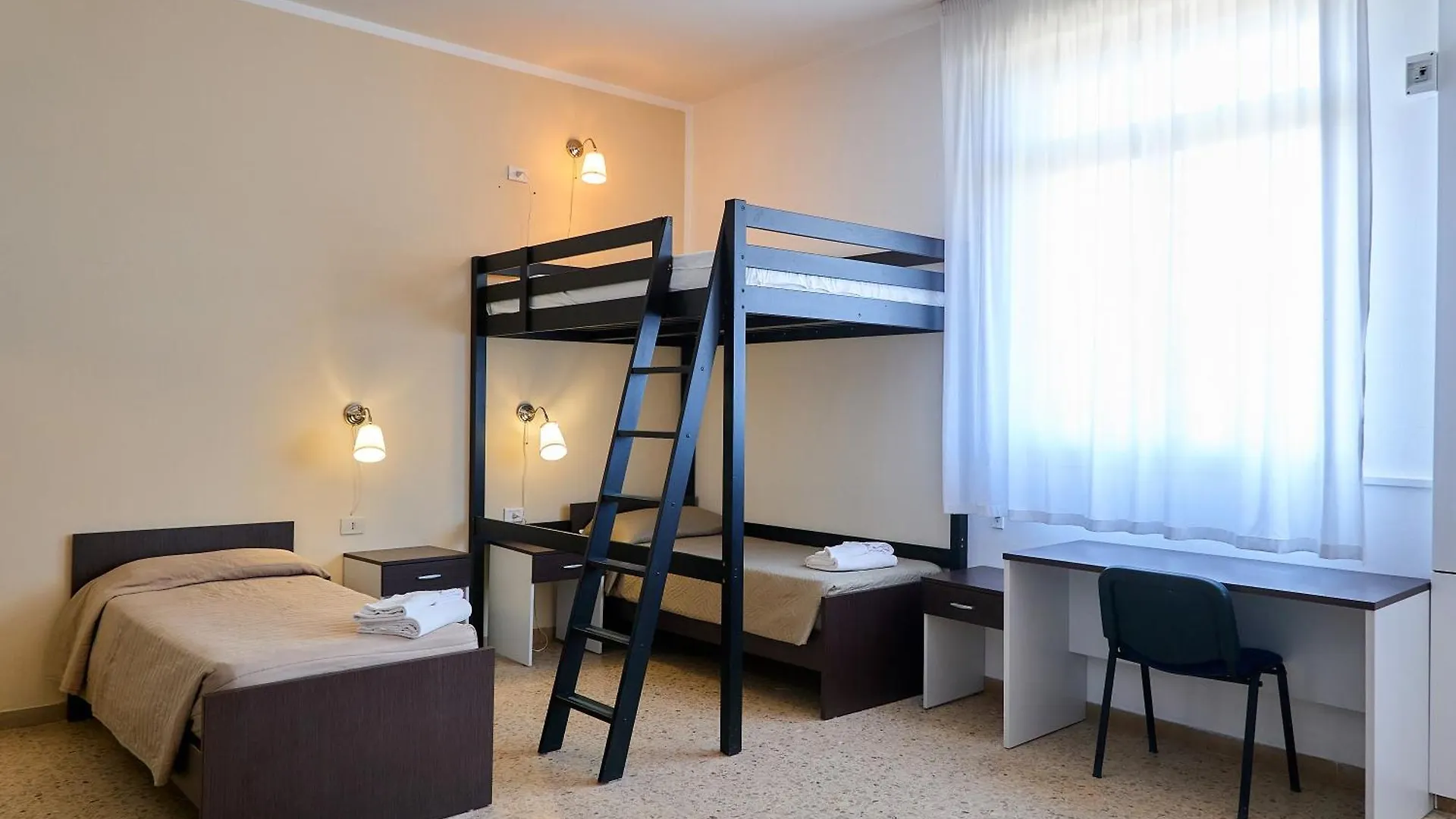 Hotel Solee, Family Holidays & Hostelling Cesenatico