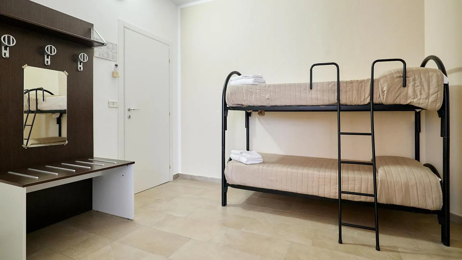Ξενοδοχείο Solee, Family Holidays & Hostelling Cesenatico