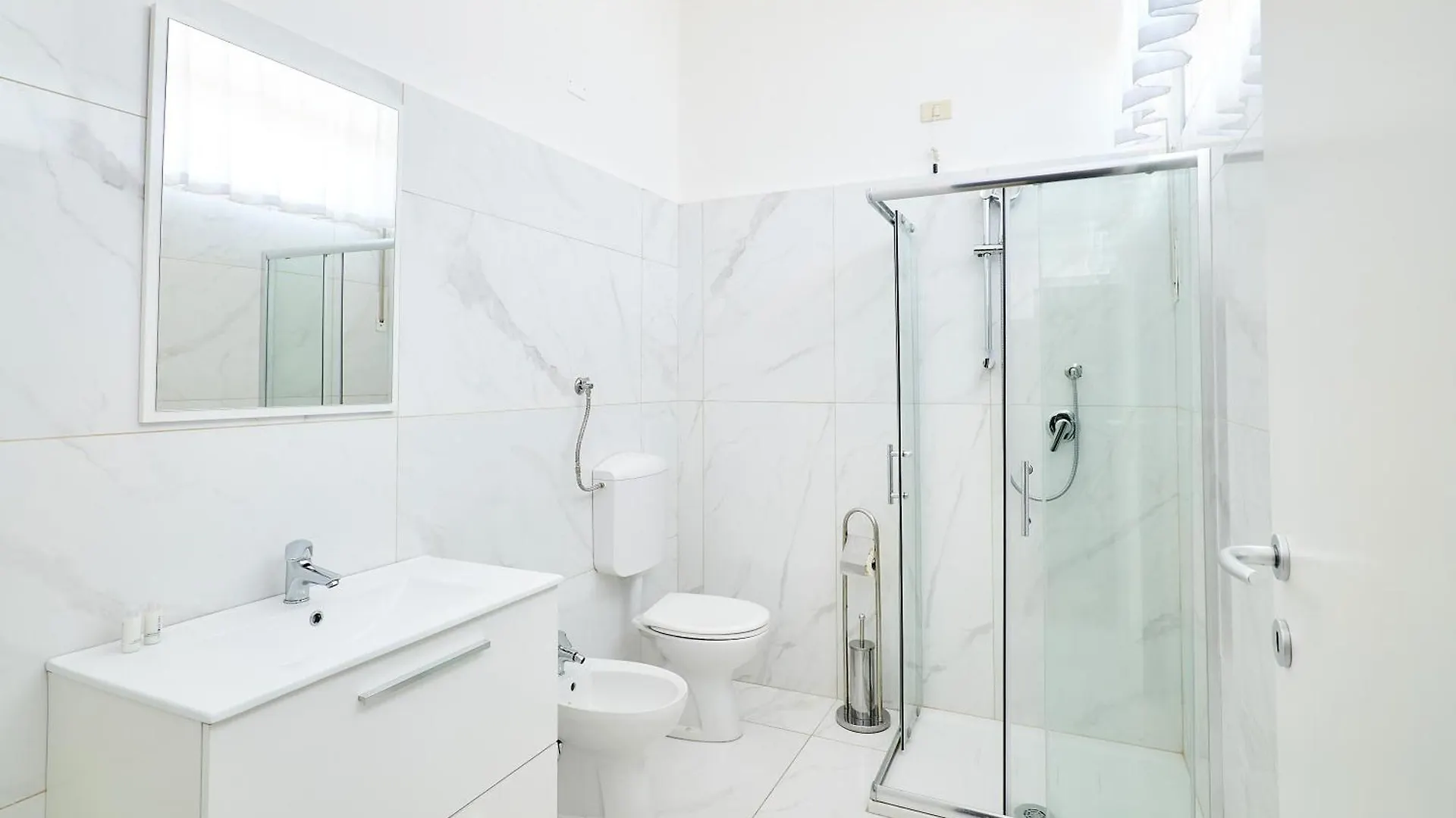 Hotel Solee, Family Holidays & Hostelling Cesenatico Italy