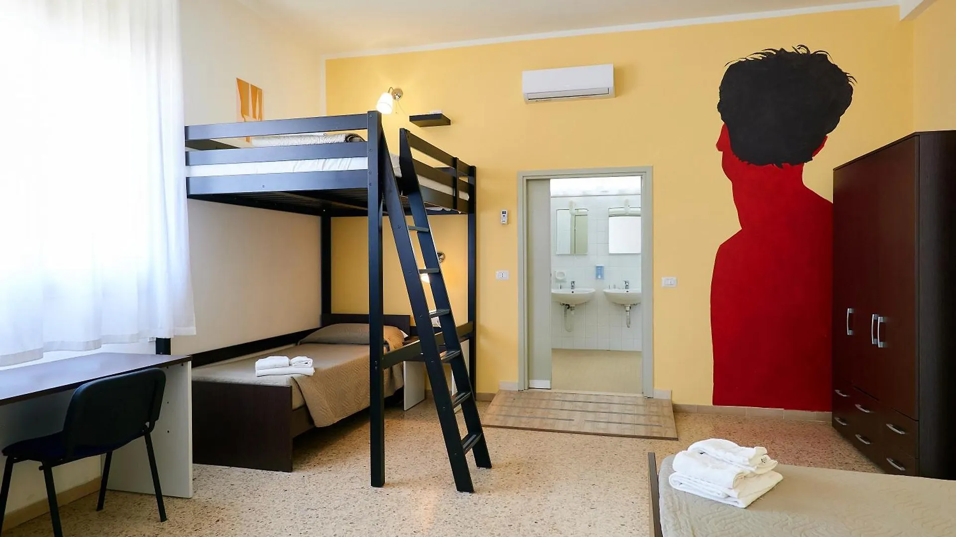 Hotel Solee, Family Holidays & Hostelling Cesenatico Italy