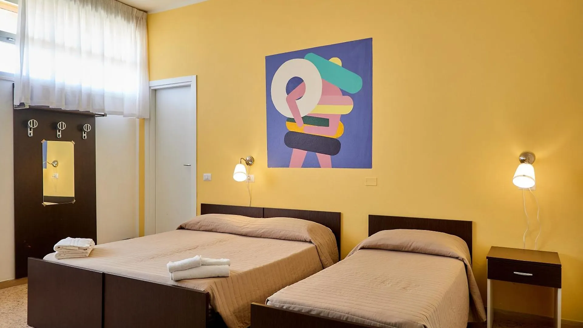 Solee, Family Holidays & Hostelling location