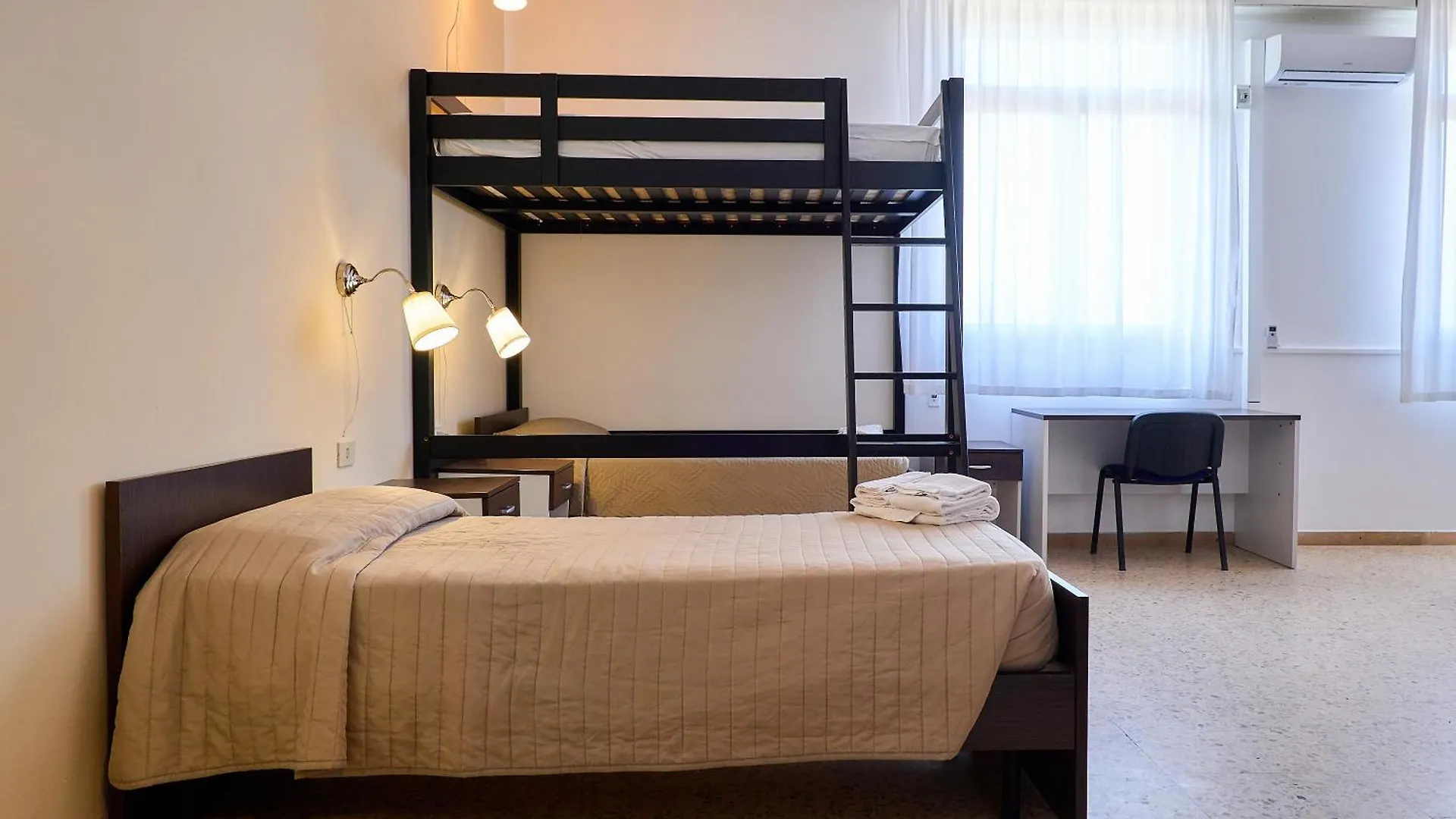 Hotel Solee, Family Holidays & Hostelling Cesenatico
